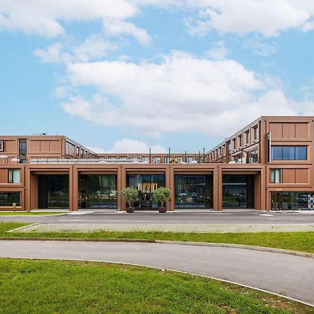 Hotel Tribe Milano Malpensa Vizzola Ticino Exterior foto