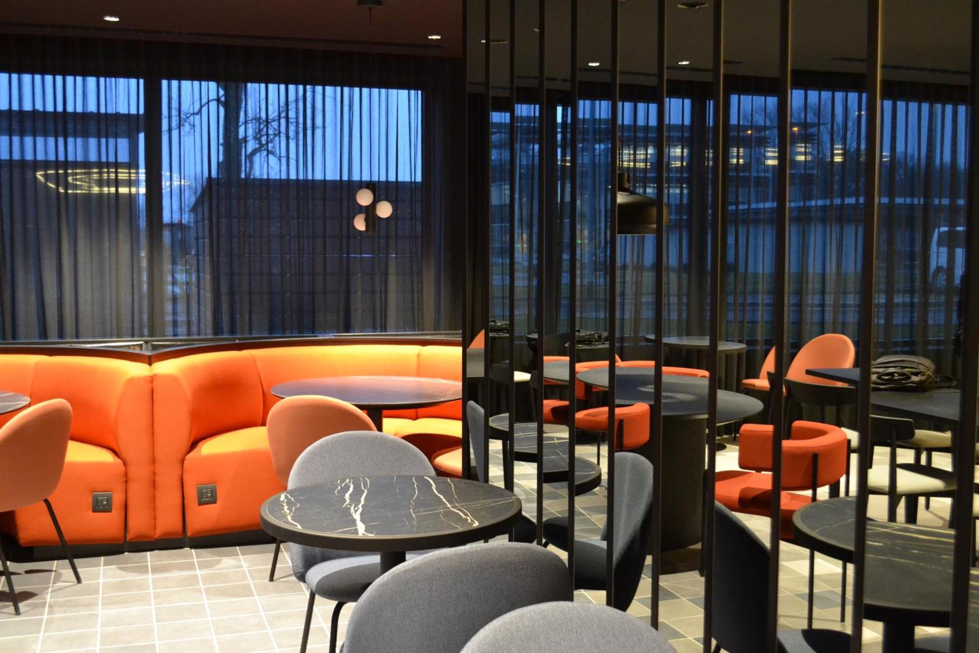 Hotel Tribe Milano Malpensa Vizzola Ticino Exterior foto
