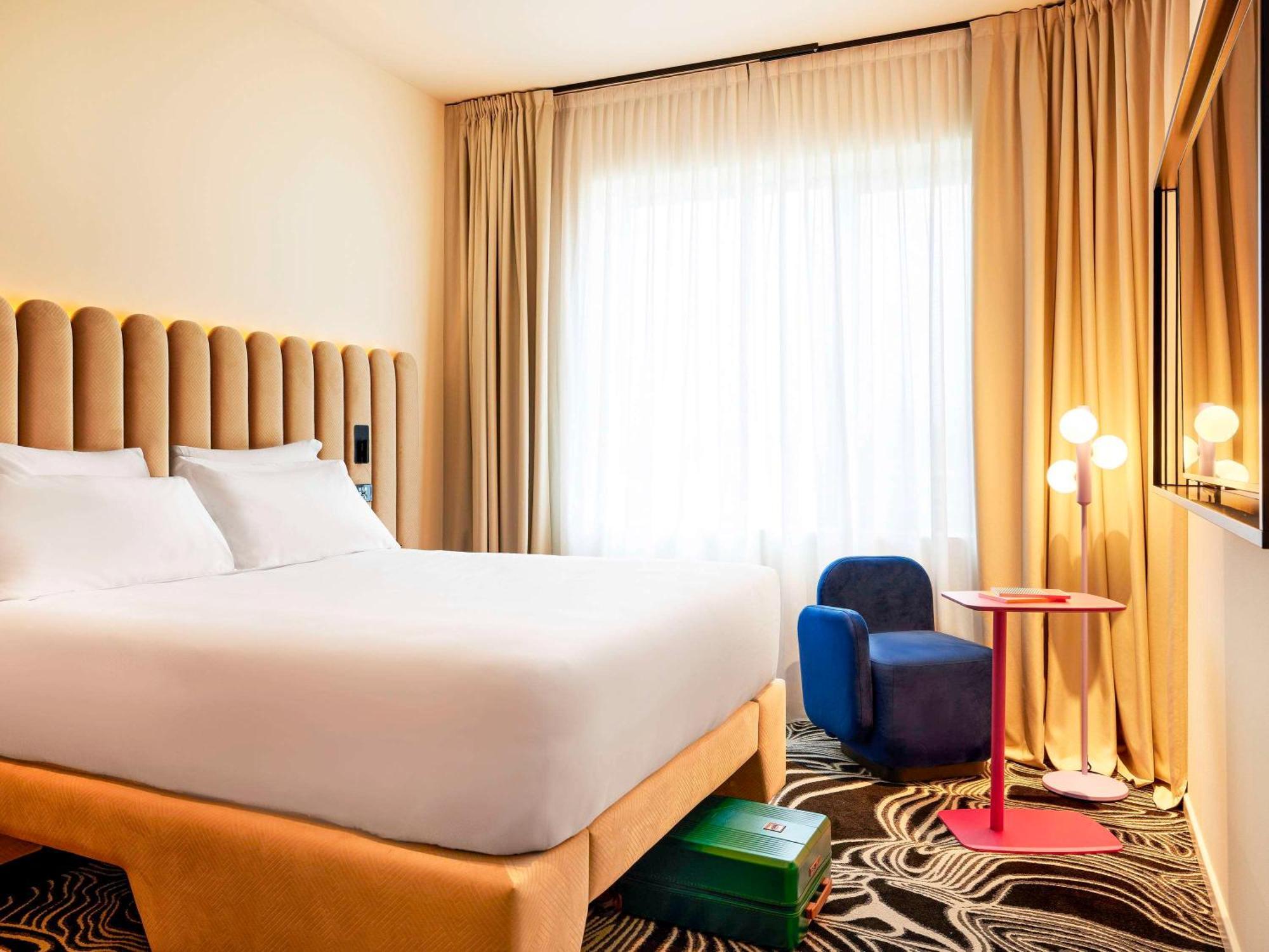 Hotel Tribe Milano Malpensa Vizzola Ticino Exterior foto