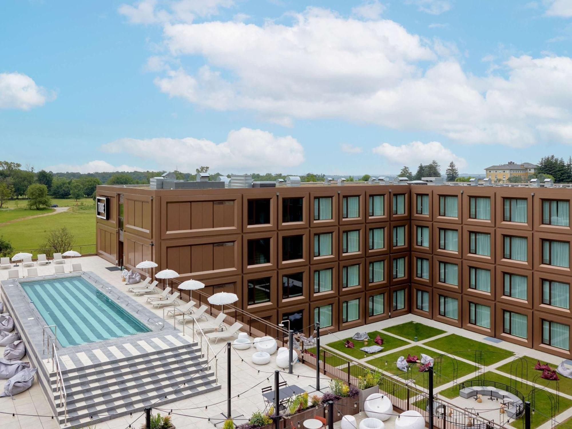 Hotel Tribe Milano Malpensa Vizzola Ticino Exterior foto