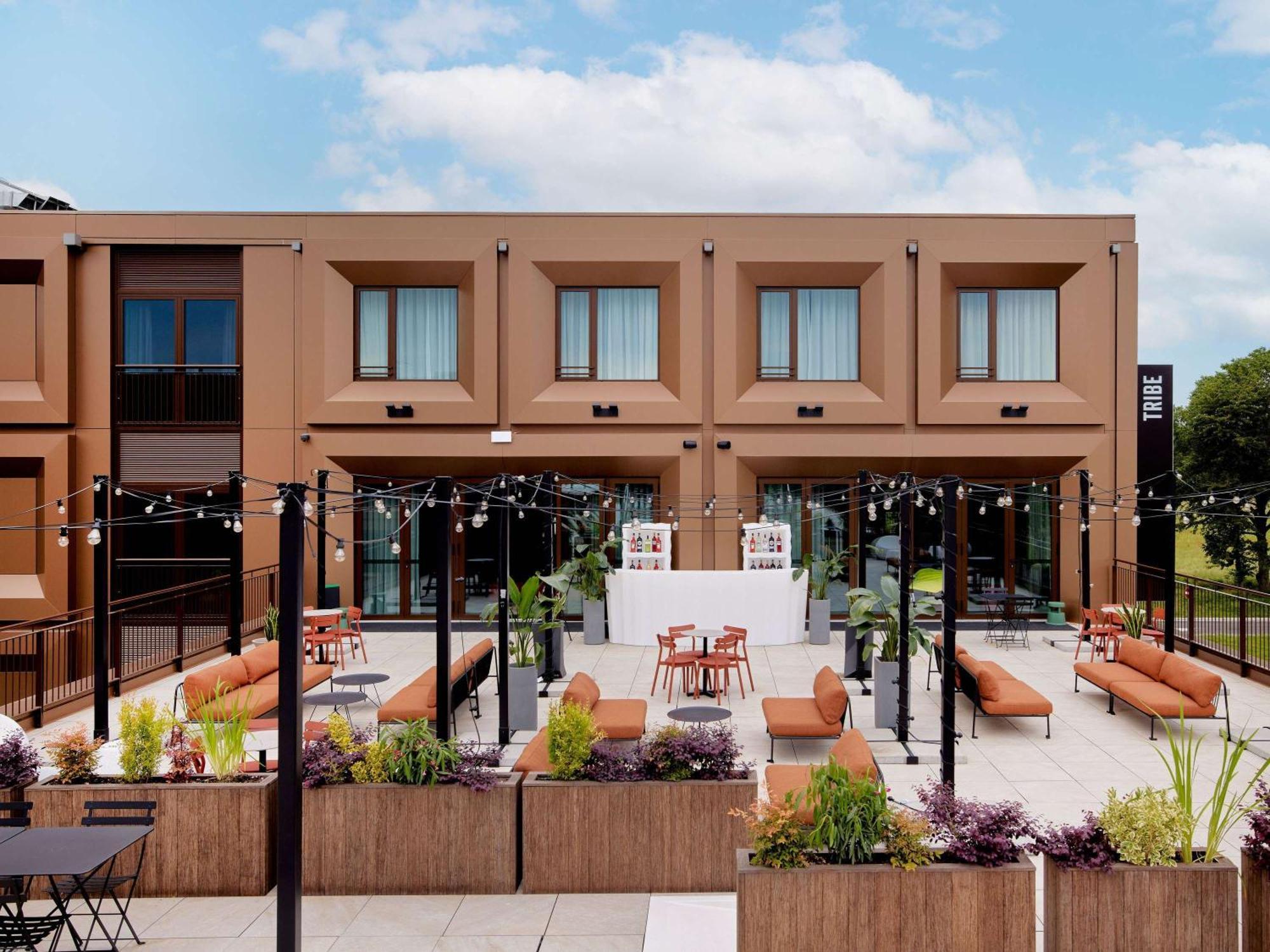 Hotel Tribe Milano Malpensa Vizzola Ticino Exterior foto